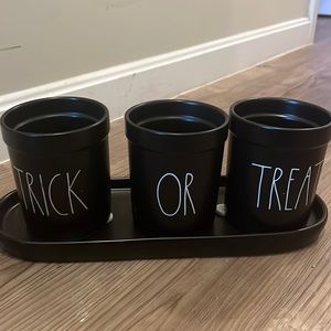 Trick Or Treat Rae Dunn Pot Set